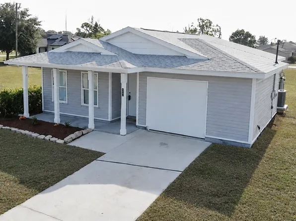 3021 NE 2nd Ave, Cape Coral, FL 33909