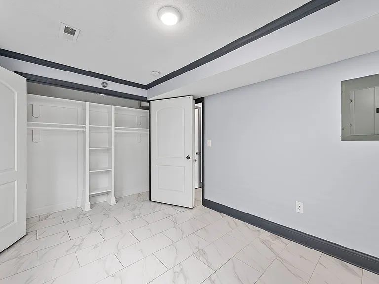 4544 Summit St — Photo 31