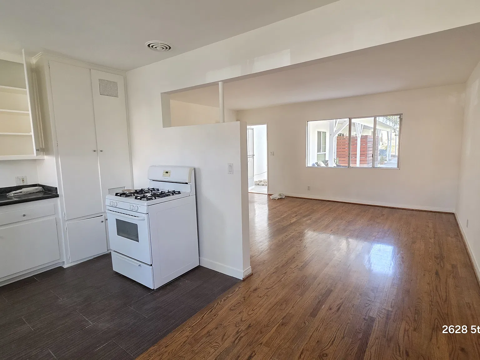 2 bed, $3,250 — Photo 4
