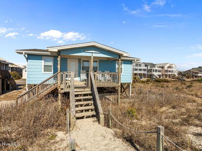1011 W Beach Drive, Oak Island, NC, 28465
