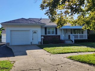 1005 Maple St, Essexville, MI
