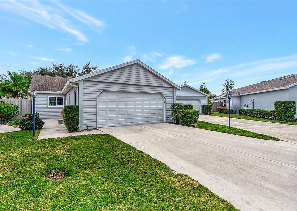 1st image of 607 IRONWOOD CIRCLE