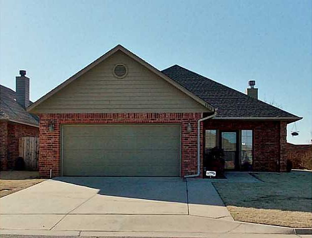 1st image of 1001 Golden Leaf Dr
