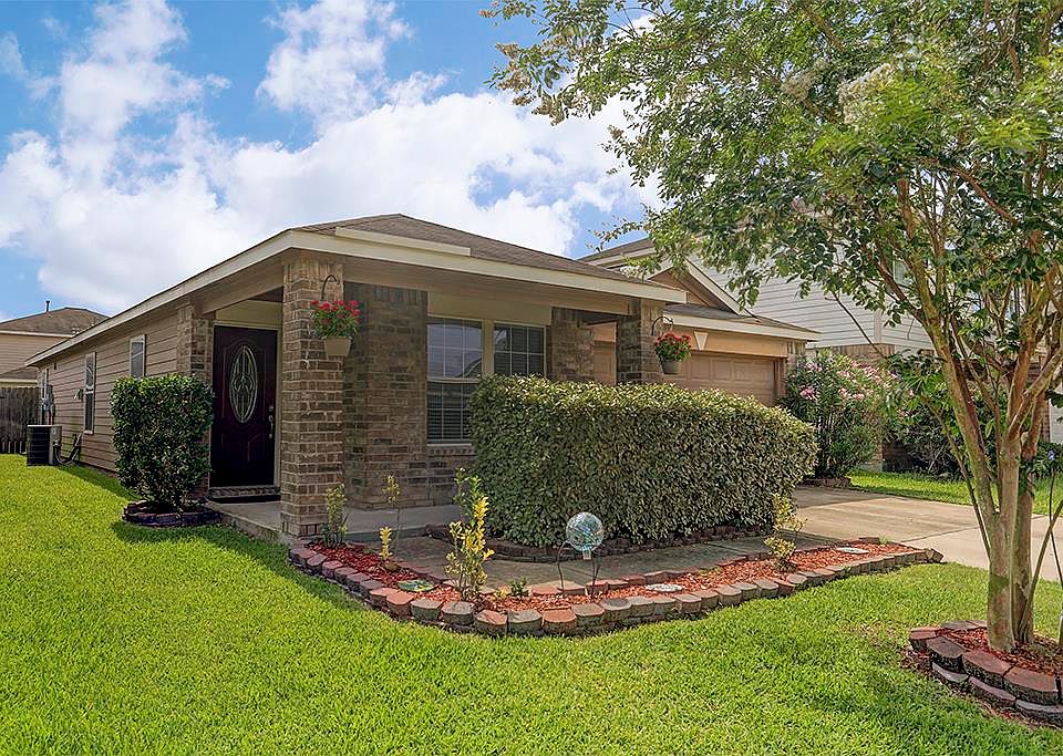 1st image of 2902 Katybriar Ln