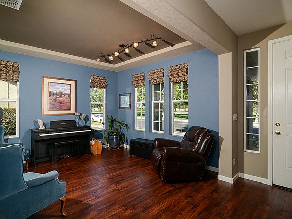 5th image of 9563 Baypoint Way