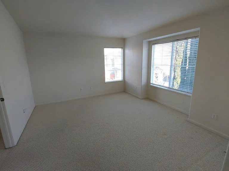 3031 Whisperwave Cir — Photo 7