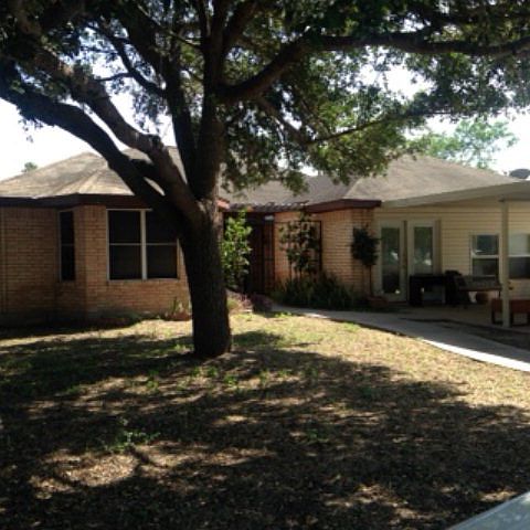 1st image of 527 Shea Dr