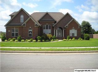 25908 Cobblestone Ln, Athens, AL 35613