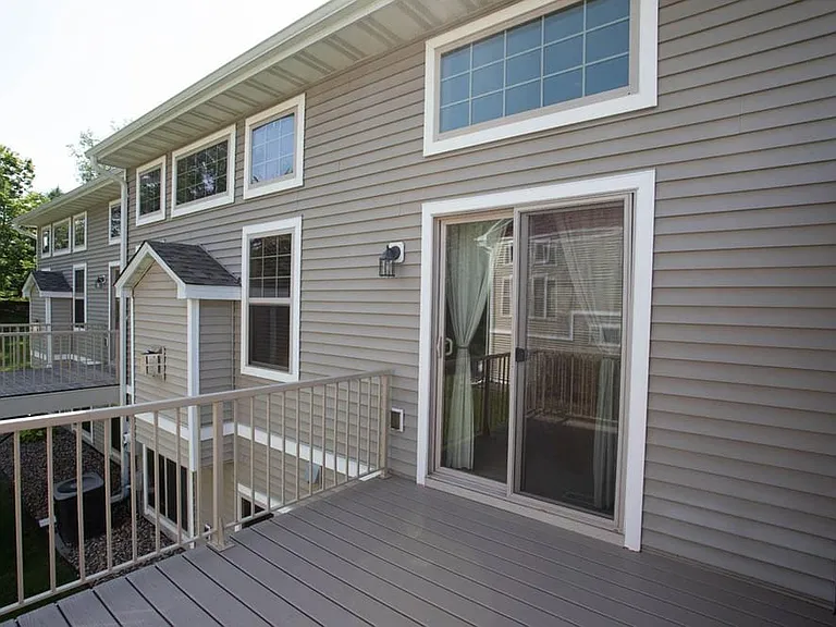 3175 Frontier Dr — Photo 23