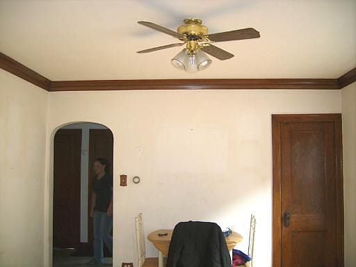 4th image of 1519 S Gunderson Ave
