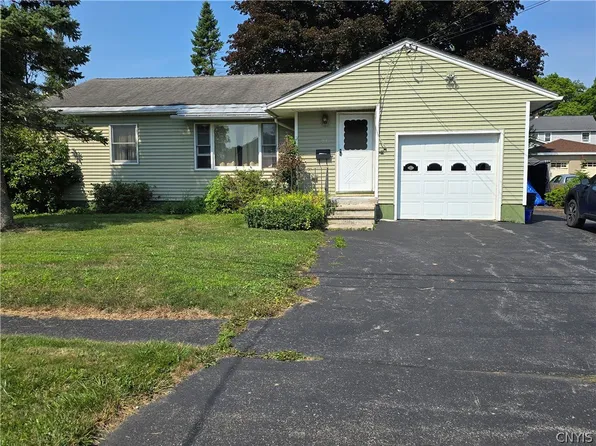 115 Hazel Ave, East Syracuse, NY 13057