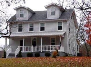 4094 Flatwoods Rd, Elliston, VA 24087