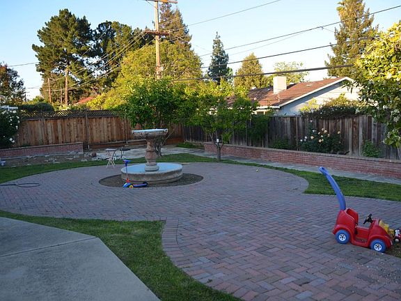 4th image of 10170 E Estates Dr