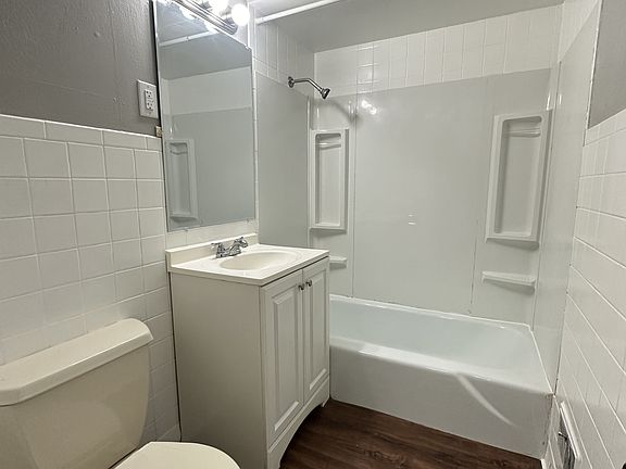 2nd image of 1528 14th St APT 4