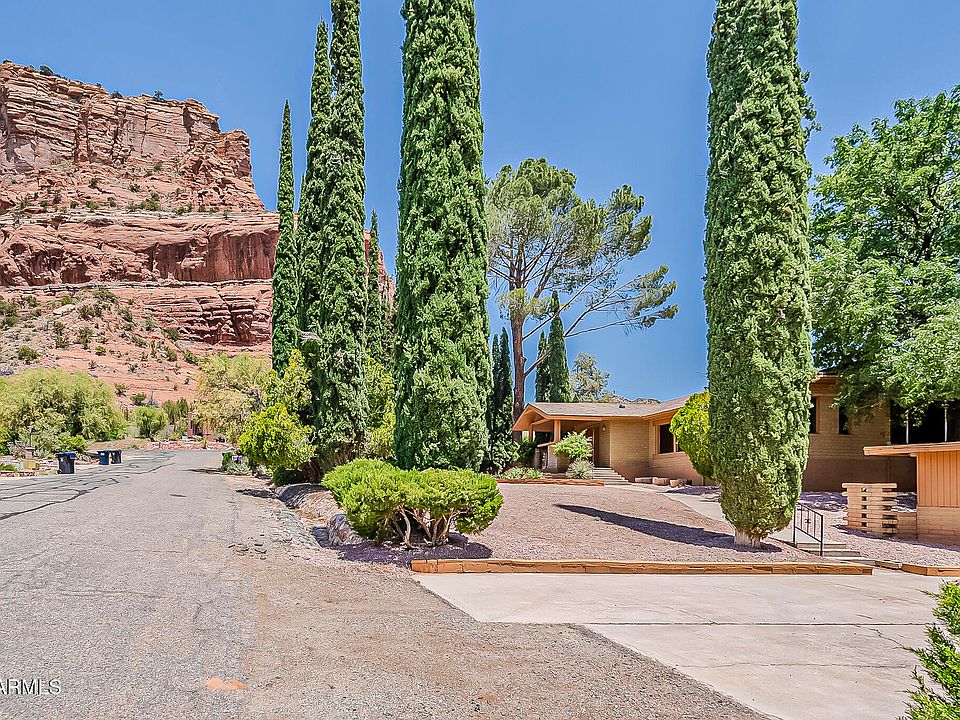 1st image of 70 Teapot Rock Avenue