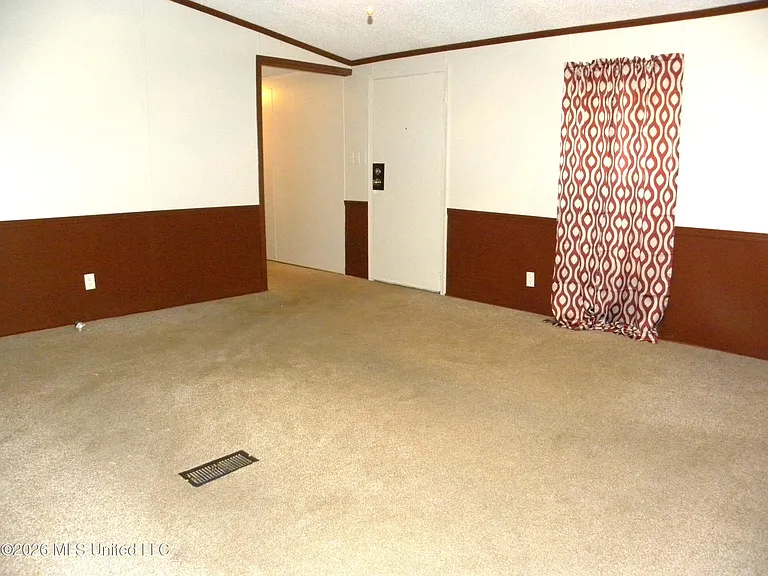 18265 Robin Oaks Dr — Photo 10