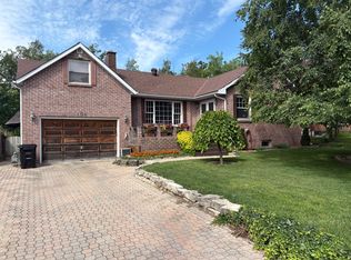 104 Eccles St N, Barrie, ON L4N 1Y7