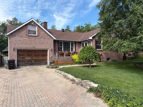 104 Eccles St N, Barrie, ON L4N 1Y7