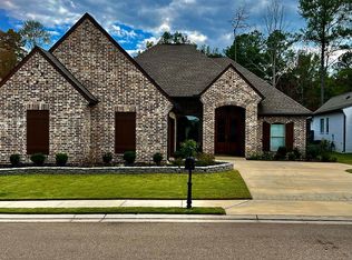 170 Grace Dr, Flowood, MS 39232