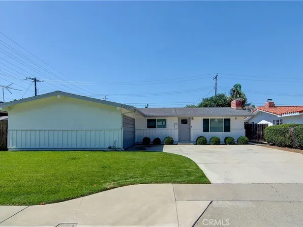 2257 Avalon St, Costa Mesa, CA 92626