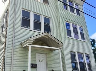 109 Leslie St #2, Newark, NJ 07112