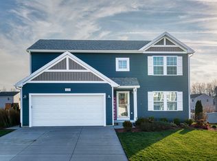 1225 Weatherstone Ln, Howell, MI 48843