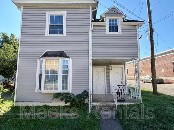 506 2nd St #A, Saint Albans, WV 25177