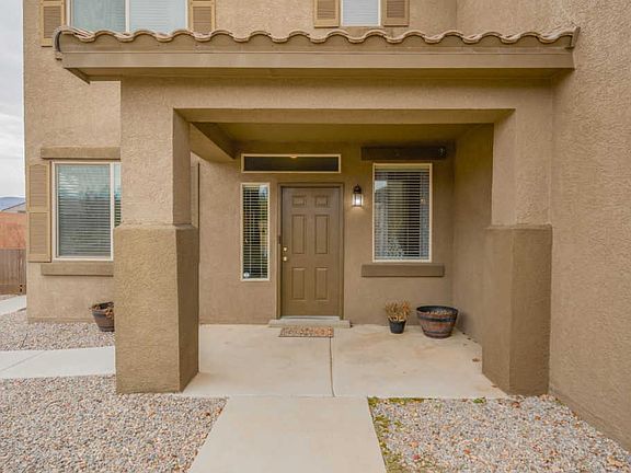 3rd image of 2116 Las Brisas Cir SE