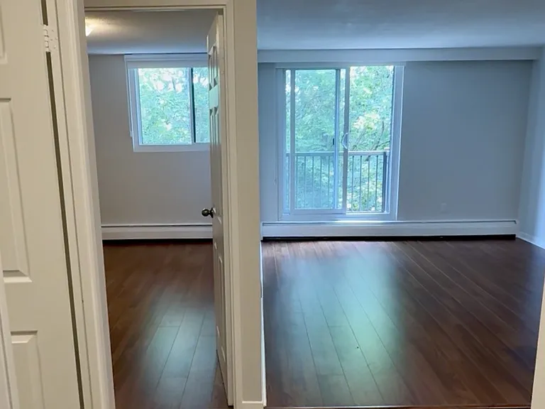 200 Pretoria Ave — Photo 15