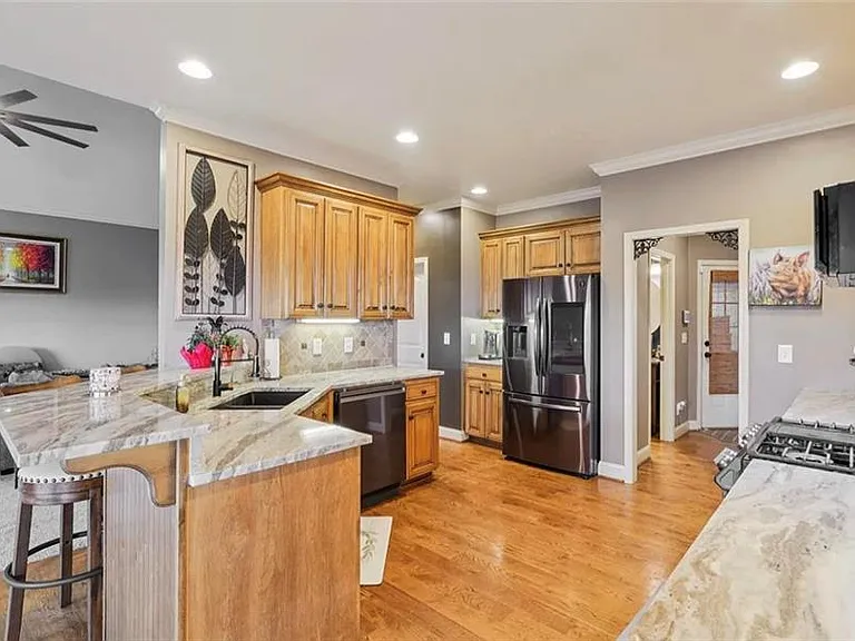 920 Hillyer High Rd — Photo 8