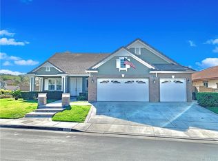 566 Calderone Dr, Corona, CA 92879