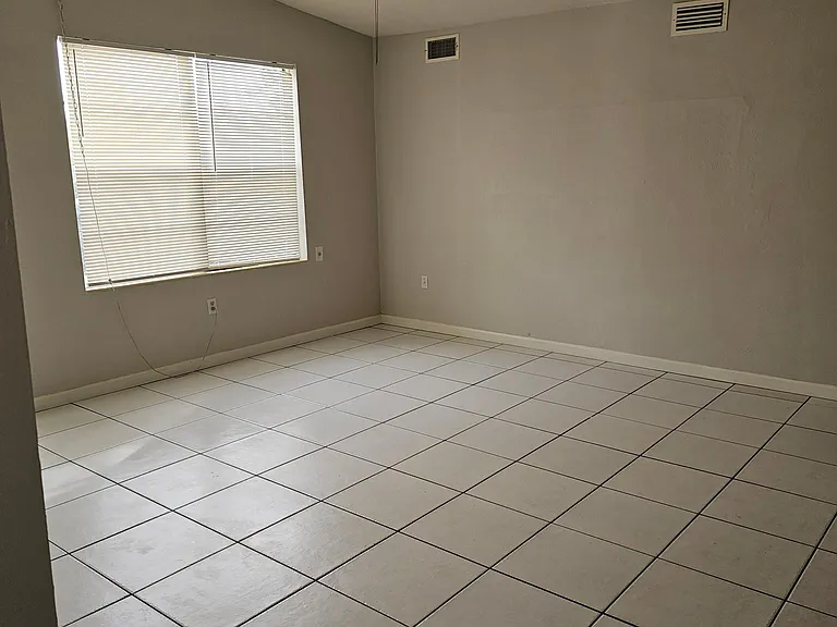 2922 Shore Dr — Photo 25