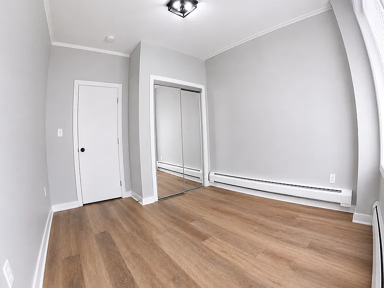 350 Princeton Ave — Photo 6