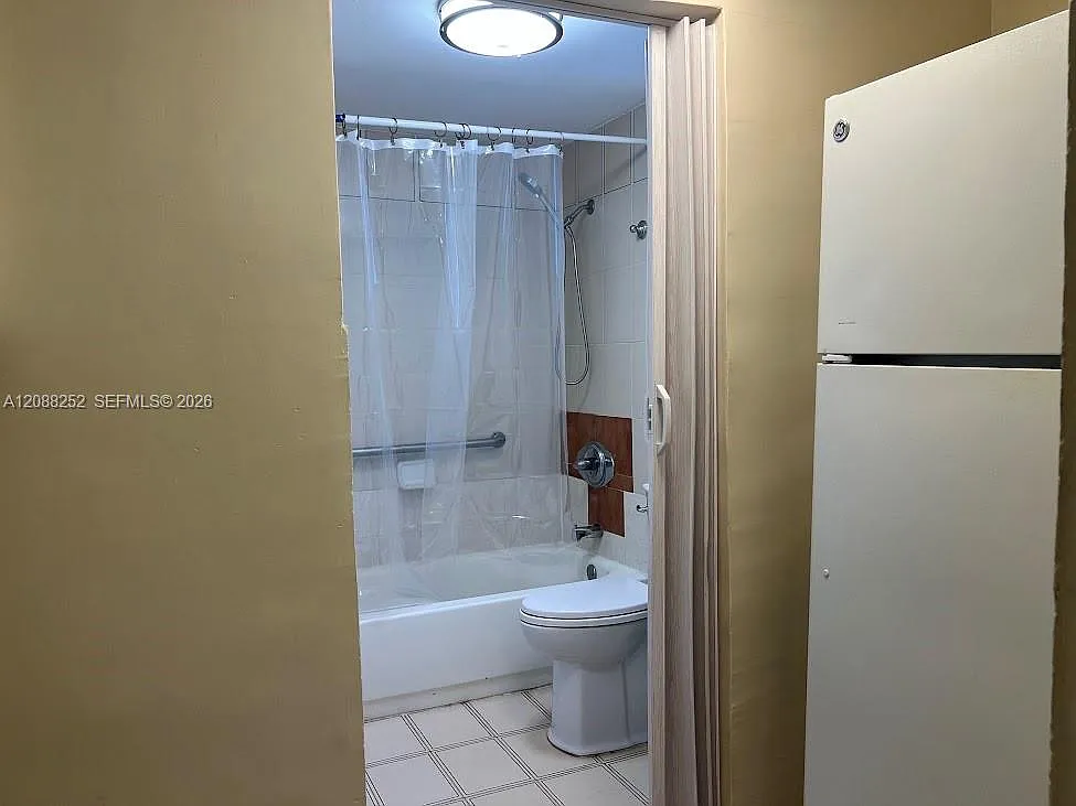 W Miami Shores Sec B — Photo 4