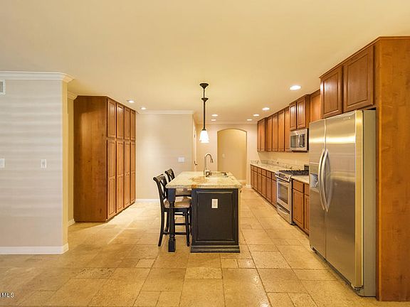 5th image of 4449 E Clarendon Ave