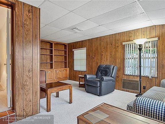 3rd image of 684 NE 34th St