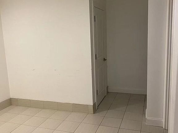 4th image of 162-28 73rd Ave #B
