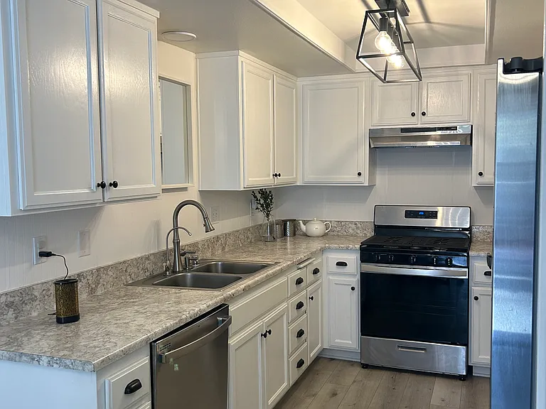 1790 Aleppo Ct — Photo 14