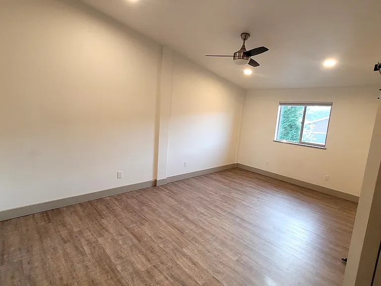 17425 Mallard Cove Ln — Photo 8