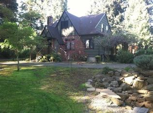 15920 SW Lake Forest Blvd, Lake Oswego, OR 97035