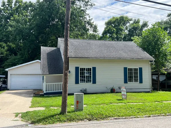 409 E 1st North St, Carlinville, IL 62626