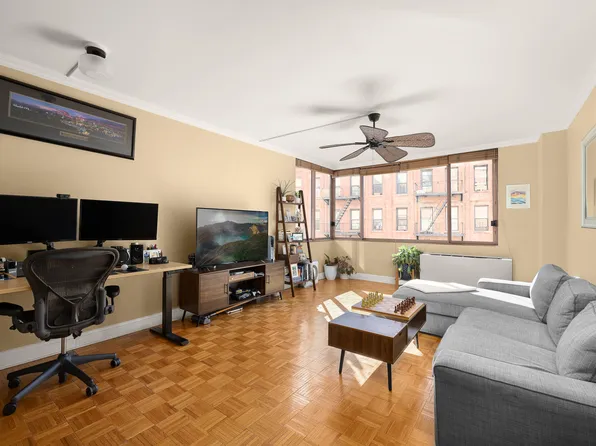 350 West 50th Street image 1 of 5