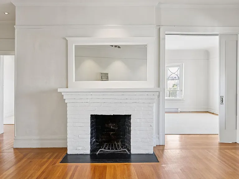 304 Walnut St — Photo 20