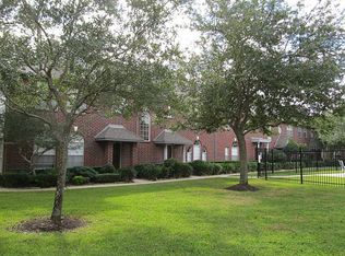 1351 El Camino Village Dr UNIT D, Houston, TX 77058