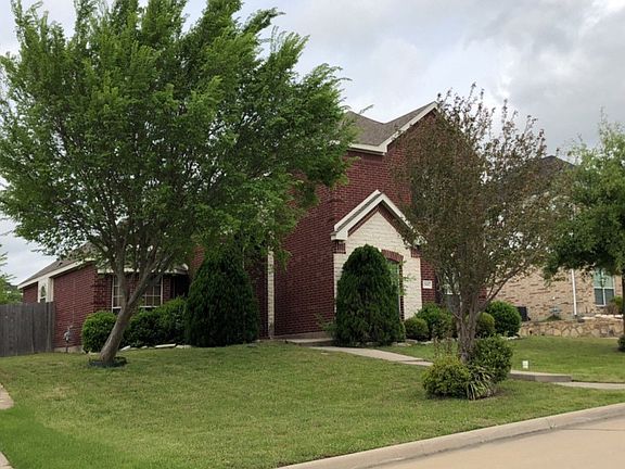 3rd image of 2807 Saint Maria Dr