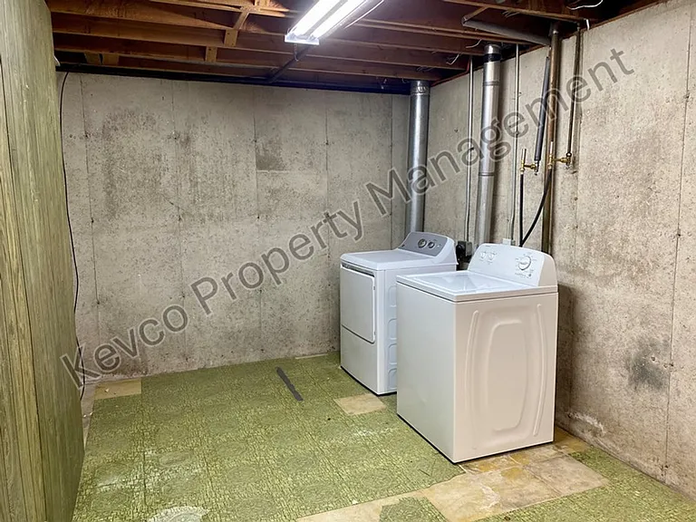 1313 Fairview Dr — Photo 16