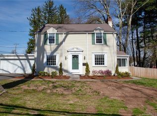 4 Spring Ln, West Hartford, CT 06107