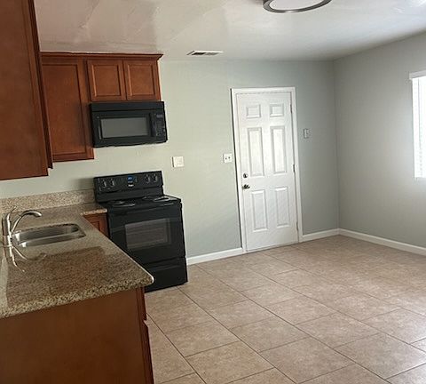 2nd image of 6654 14th Ave #1