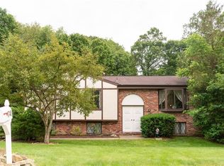 1748 Guyton Rd, Allison Park, PA 15101