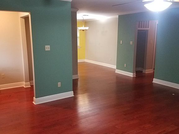 5th image of 6047 Milne Blvd